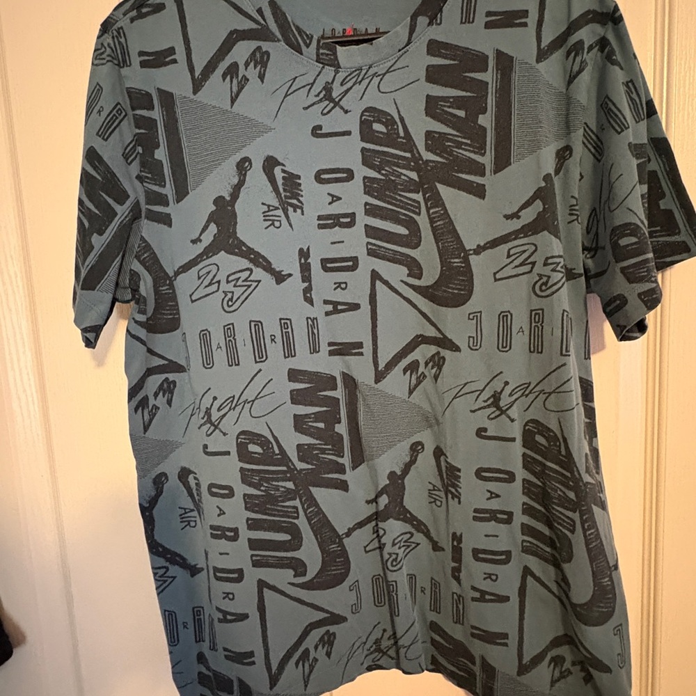 Jordan Men's Teal and Black Graphic Tee